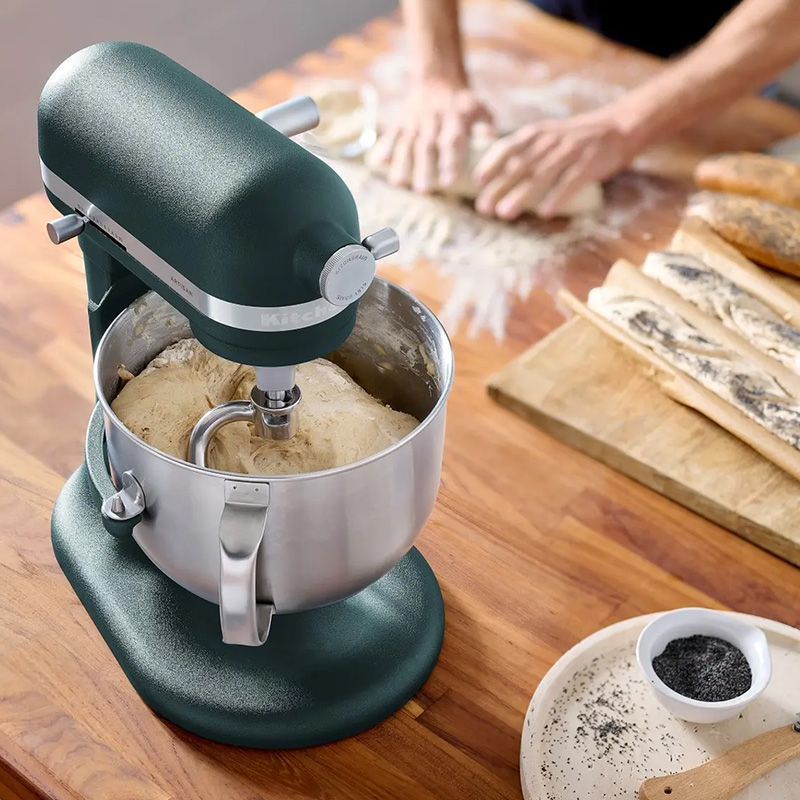 Kitchenaid: Electricals and Cookware