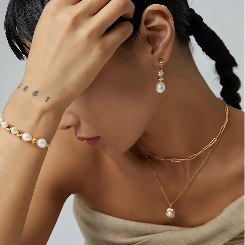 Angel Barocco Pearls